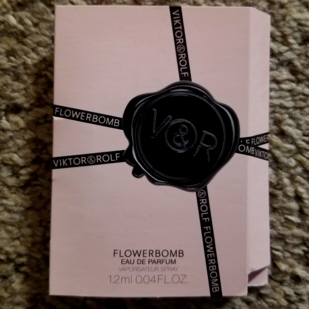 Viktor Rolf flowerbomb